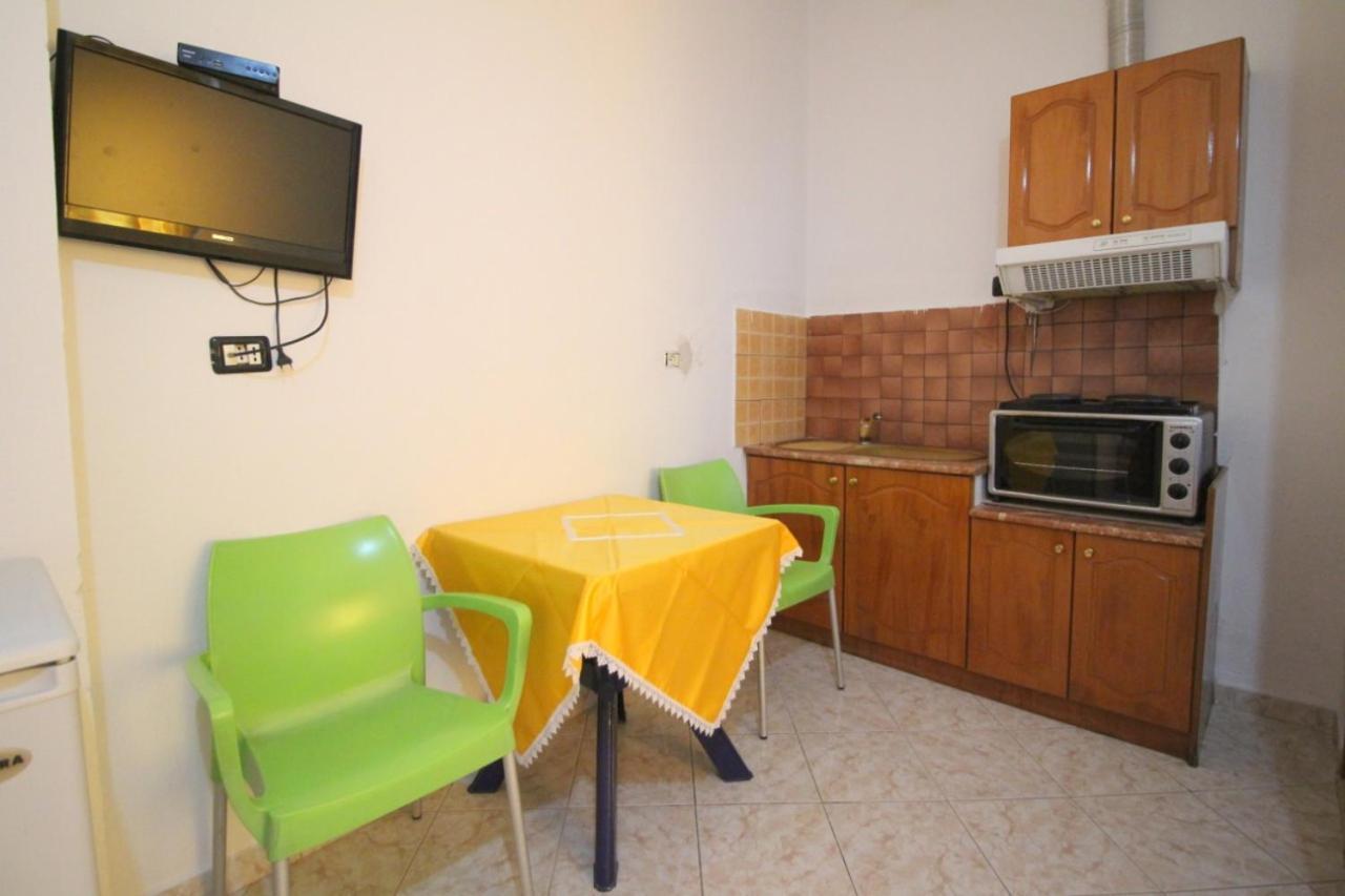 Hotel Vila Vilson Sarandë 部屋 写真