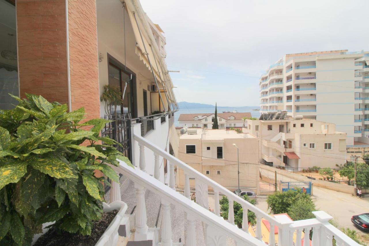 Hotel Vila Vilson Sarandë エクステリア 写真